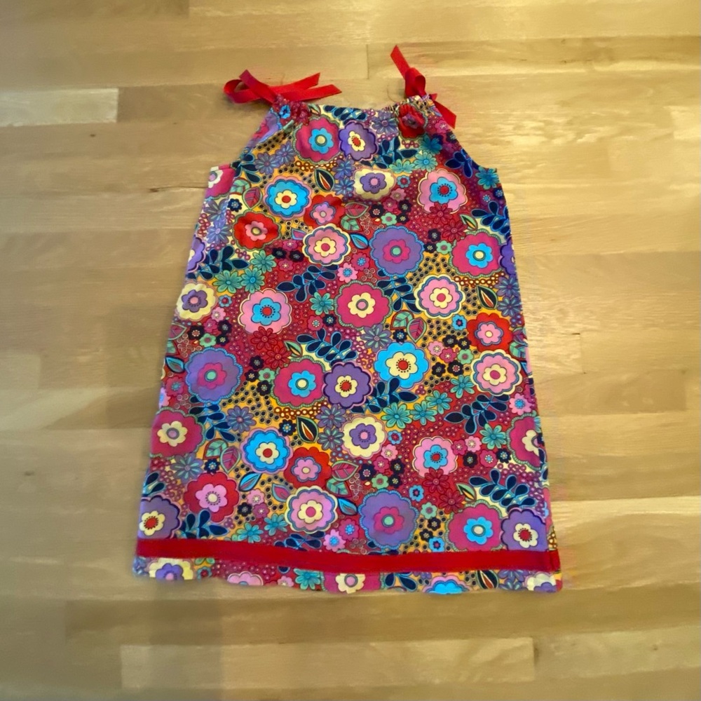 Hanna Andersson Girls Red Floral Print Dress wi Ribbon Ties Size 140 (US 10/12)